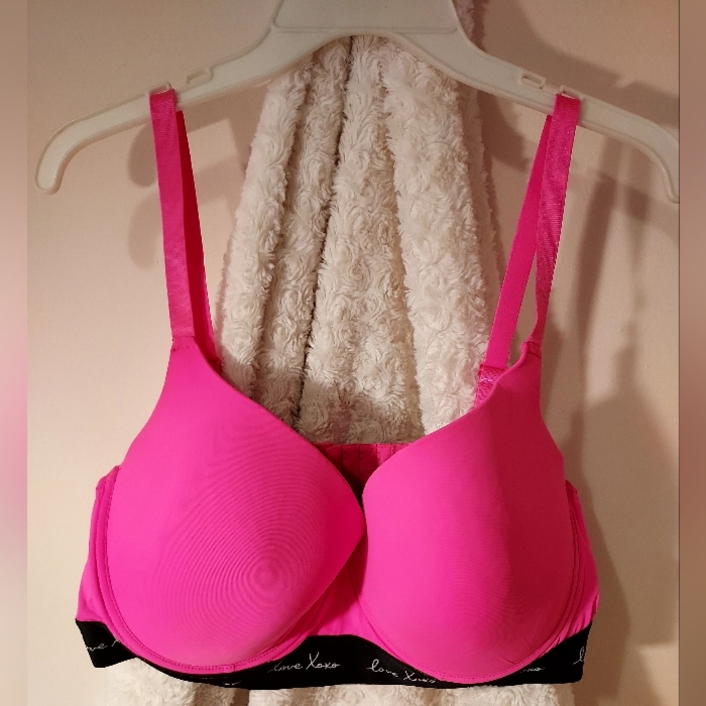 XOXO Gentle Lift Bra Hot Pink padded Underwire 42D Barbiecore